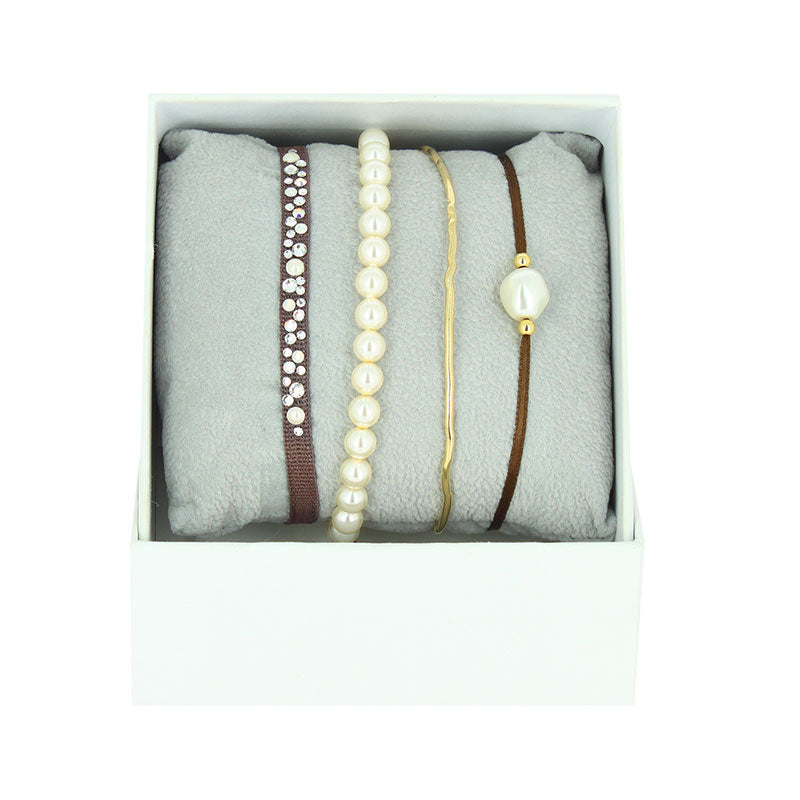 Rhinestone box pearl 22