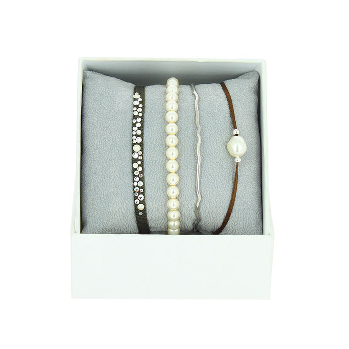 Rhinestone box pearl 22