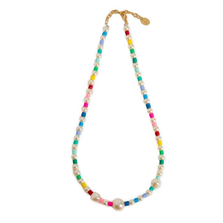 Rainbow-imitated pearl necklace